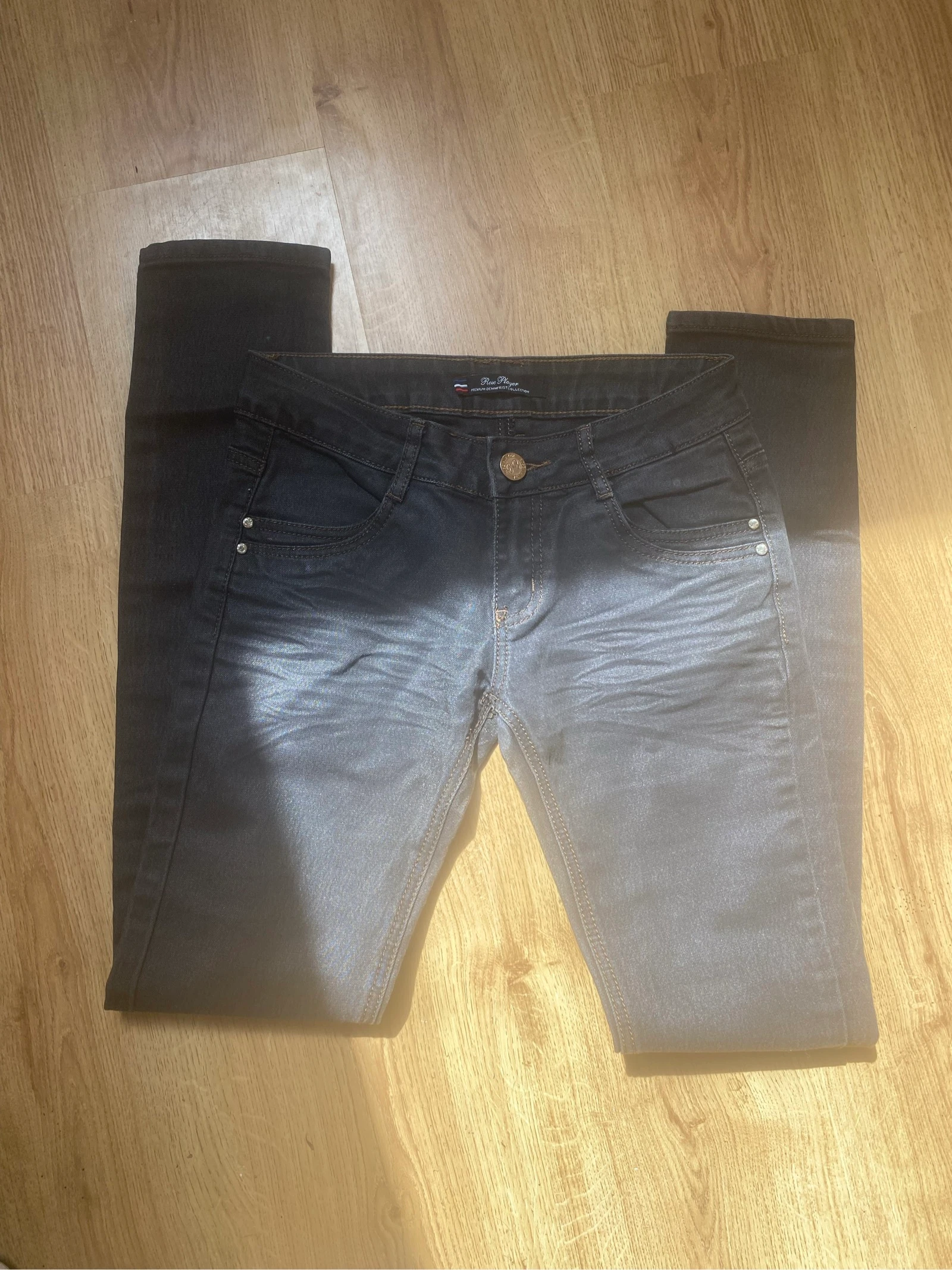 Jeans mujer rosa Player 36 Slim Skinny crudo oscuro - Bolsillos acolchados con strass - Denim Premium – photo 3